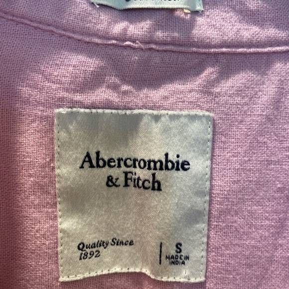 Abercrombie & Fitch Linen Oversized Short Sleeve
Button Down Shirt Pink - Picture 3 of 3